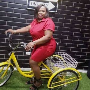 Meet your Posher, Norma